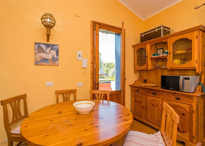 Oleandri Apartment *